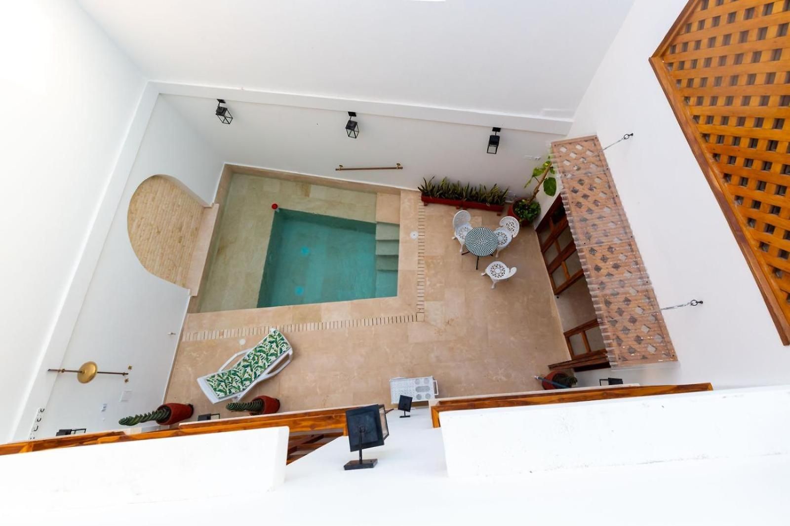 Casa Bali Castillo View Private Pool & Rooftop, Near Historic Center Holiday home Cartagena
