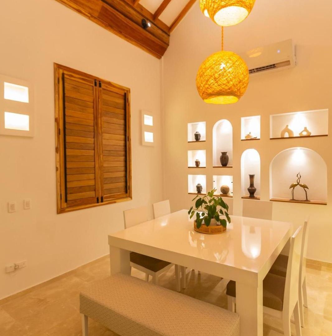 Casa Bali Castillo View Private Pool & Rooftop, Near Historic Center Holiday home