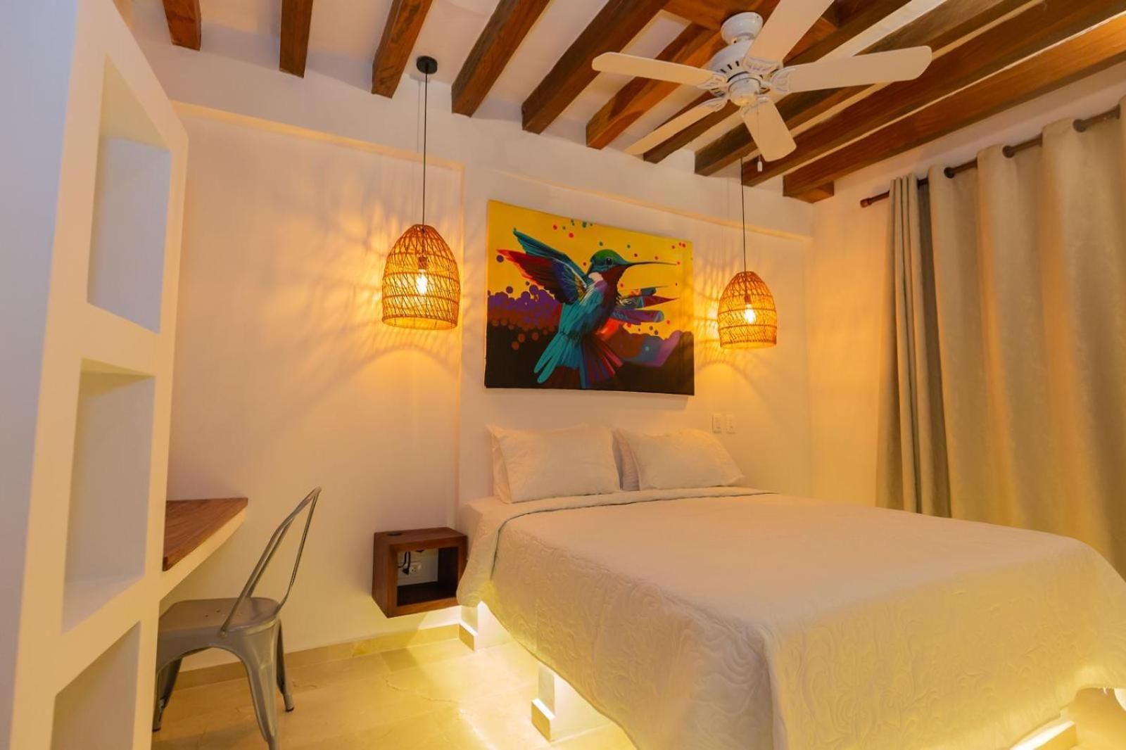 Casa Bali Castillo View Private Pool & Rooftop, Near Historic Center Holiday home *