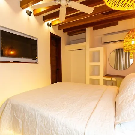 Holiday home Casa Bali Castillo View Private Pool & Rooftop, Near Historic Center *