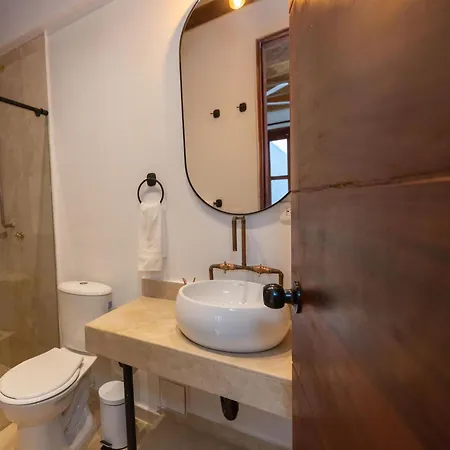 Casa Bali Castillo View Private Pool & Rooftop, Near Historic Center Cartagena