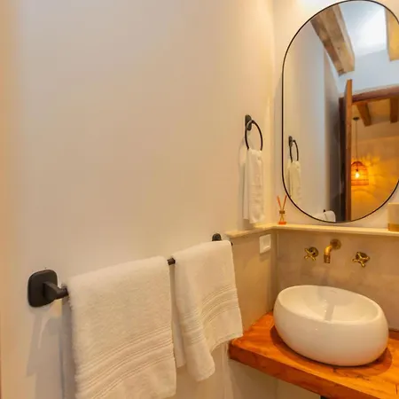 Holiday home Casa Bali Castillo View Private Pool & Rooftop, Near Historic Center Cartagena