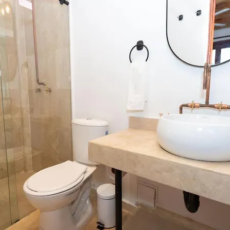 Casa Bali Castillo View Private Pool & Rooftop, Near Historic Center Holiday home Cartagena