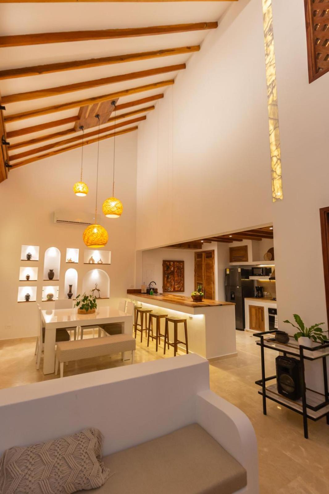 Casa Bali Castillo View Private Pool&rooftop, Near Historic Center Сasa de vacaciones *